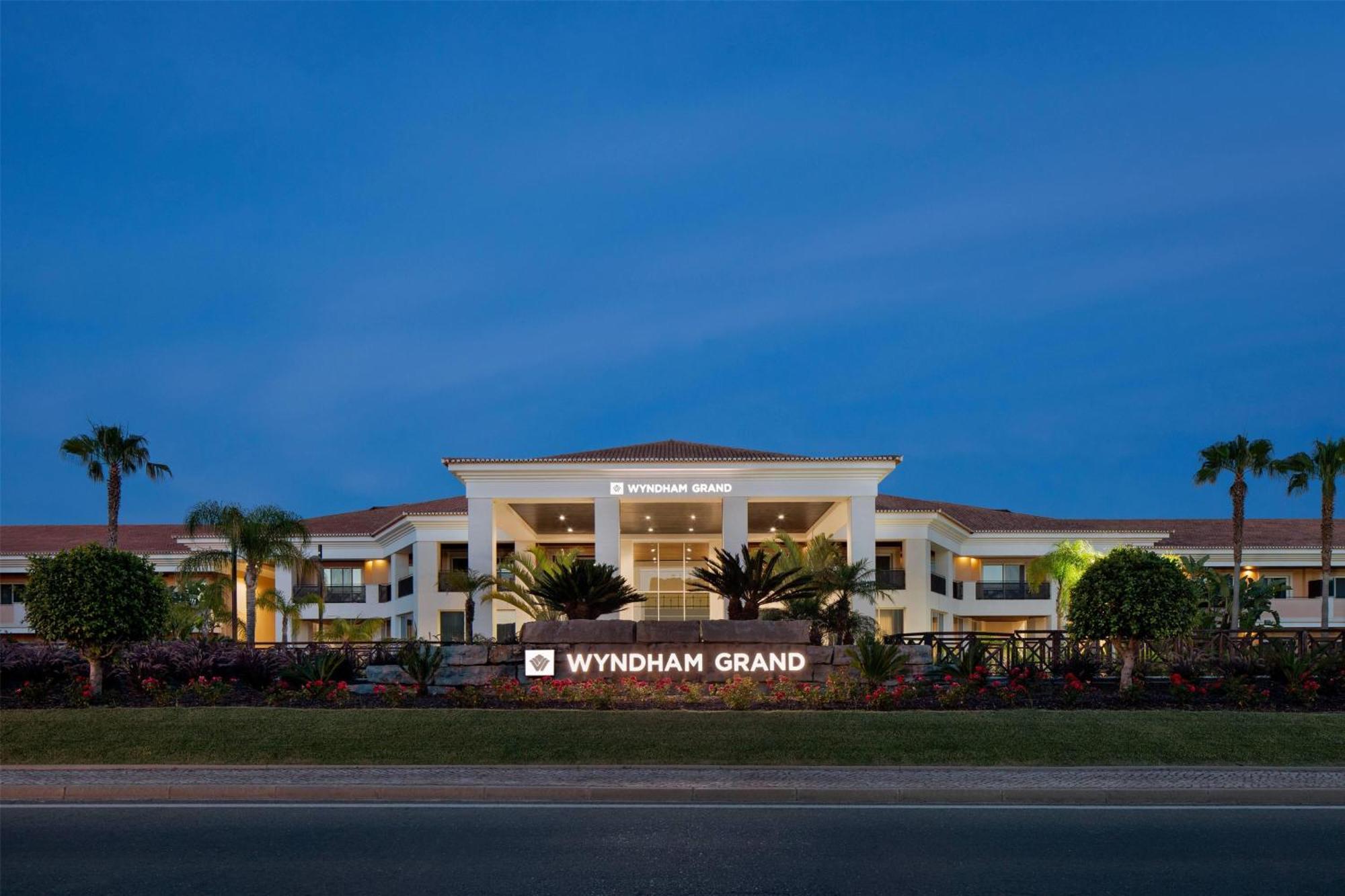 Wyndham Grand Algarve Hotel Quinta do Lago Ngoại thất bức ảnh