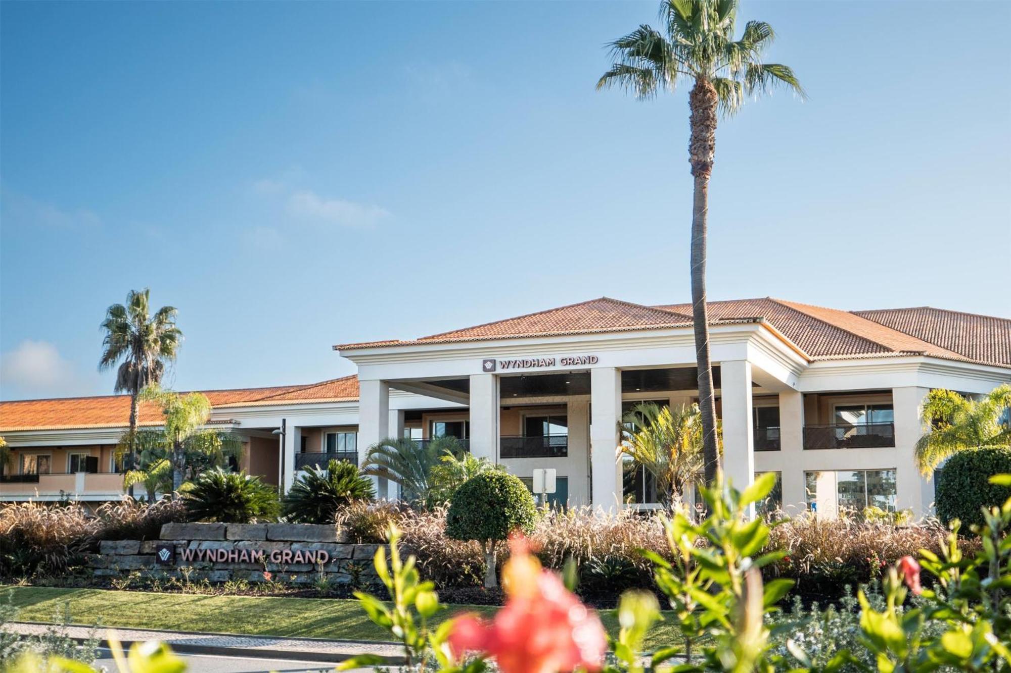 Wyndham Grand Algarve Hotel Quinta do Lago Ngoại thất bức ảnh